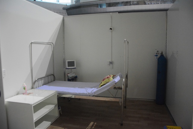 Cận cảnh bệnh viện dã chiến điều trị Covid-19 trước giờ kích hoạt - 7 Cận cảnh bệnh viện dã chiến điều trị Covid-19 trước giờ kích hoạt - 7