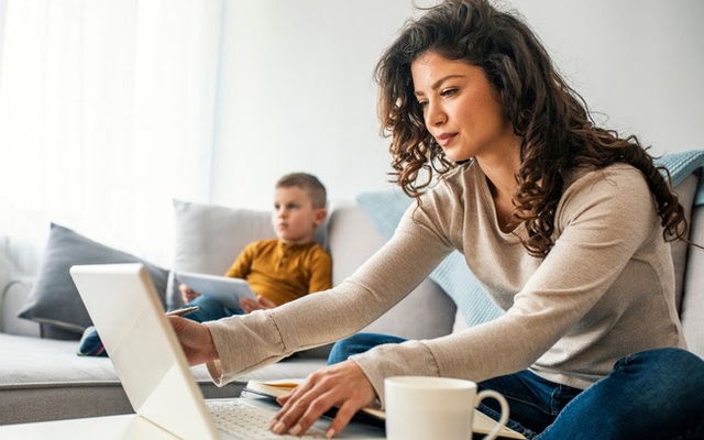 Tác hại “ngầm” khi làm việc tại gia quá lâu - 1 Tác hại “ngầm” khi làm việc tại gia quá lâu - 1