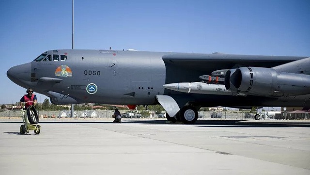 “Pháo đài bay” B-52 Mỹ thử nghiệm tích hợp thành công tên lửa siêu thanh - 1 “Pháo đài bay” B-52 Mỹ thử nghiệm tích hợp thành công tên lửa siêu thanh - 1