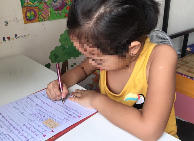 Phụ huynh đua nhau khoe, con mới lớp Lá đã học xong... chương trình lớp 1 - 1 Phụ huynh đua nhau khoe, con mới lớp Lá đã học xong... chương trình lớp 1 - 1