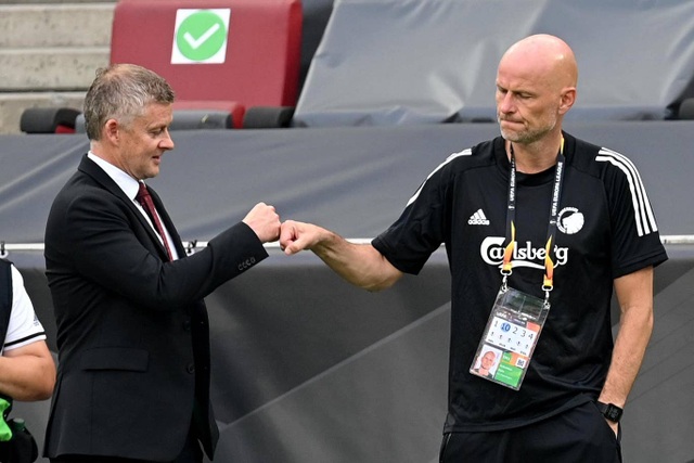 Nhìn lại trận thắng vất vả của Man Utd trước Copenhagen - 3 Nhìn lại trận thắng vất vả của Man Utd trước Copenhagen - 3