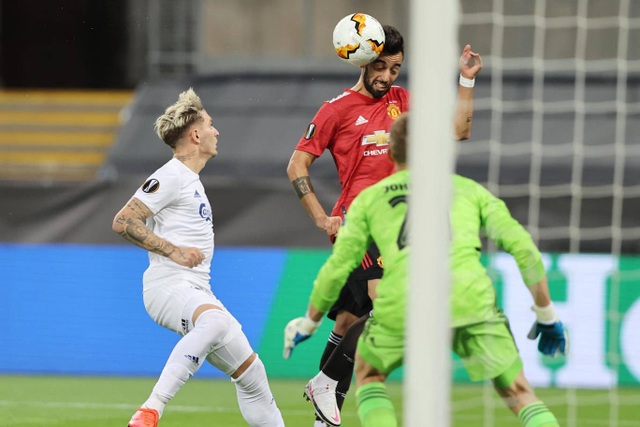 Nhìn lại trận thắng vất vả của Man Utd trước Copenhagen - 6 Nhìn lại trận thắng vất vả của Man Utd trước Copenhagen - 6