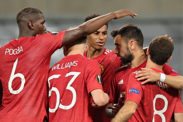 Nhìn lại trận thắng vất vả của Man Utd trước Copenhagen - 16 Nhìn lại trận thắng vất vả của Man Utd trước Copenhagen - 16