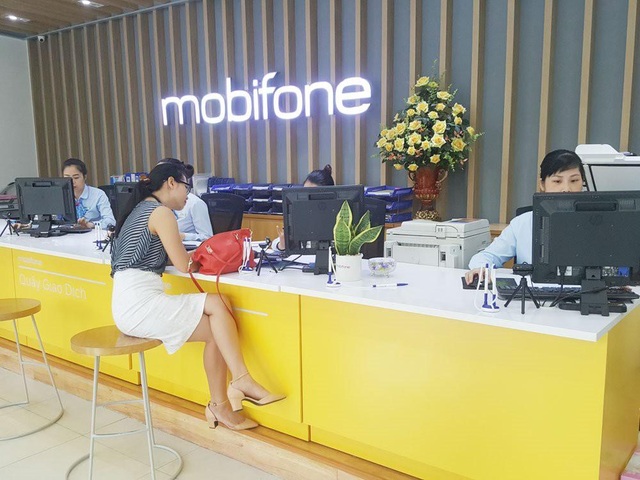 Mobifone: Lên đời 4G, rinh quà bất ngờ - 2 Mobifone: Lên đời 4G, rinh quà bất ngờ - 2