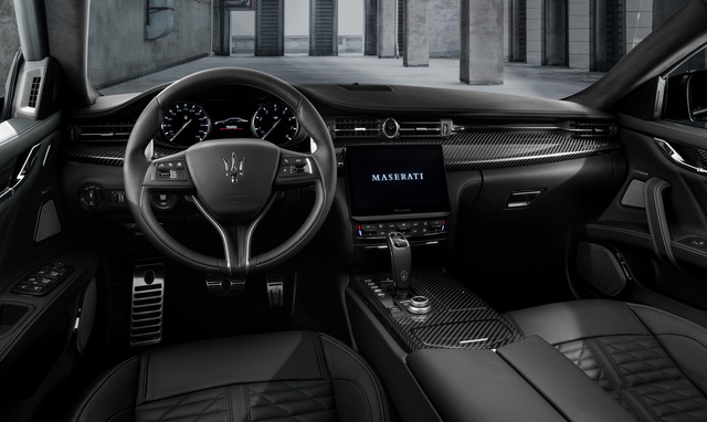 Biệt đội Maserati Trofeo rầm rộ trình làng với động cơ Ferrari V8 - 14 Biệt đội Maserati Trofeo rầm rộ trình làng với động cơ Ferrari V8 - 14