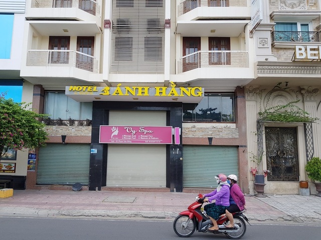 Nhiều khách sạn ở Nha Trang lại đóng cửa vì dịch Covid-19 - 3 Nhiều khách sạn ở Nha Trang lại đóng cửa vì dịch Covid-19 - 3
