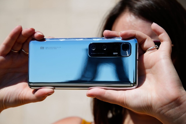 Xiaomi ra mắt Mi 10 Ultra - Sạc nhanh 120W, camera zoom 120x - 2 Xiaomi ra mắt Mi 10 Ultra - Sạc nhanh 120W, camera zoom 120x - 2