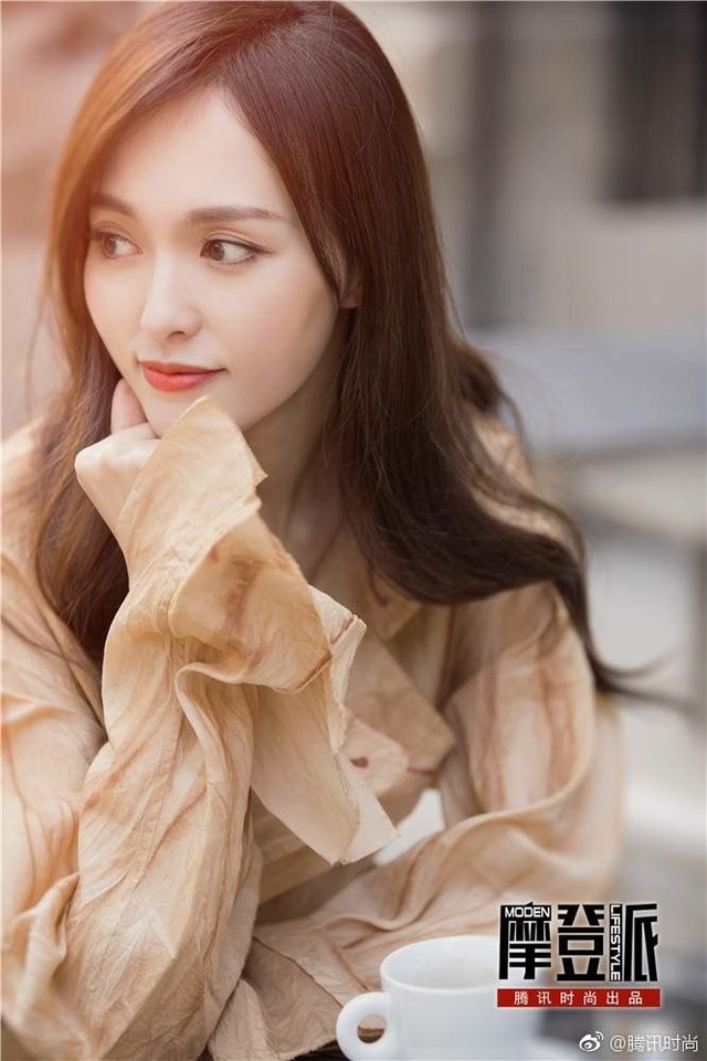 Fan xót xa nhìn đôi chân “cò hương” của Đường Yên sau nửa năm sinh nở - 12 Fan xót xa nhìn đôi chân “cò hương” của Đường Yên sau nửa năm sinh nở - 12