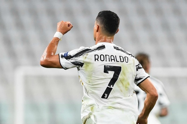Juventus gây sốc khi mời Barcelona mua C.Ronaldo - 1 Juventus gây sốc khi mời Barcelona mua C.Ronaldo - 1