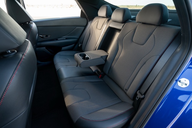 Hyundai Elantra N Line 2021 trình làng với động cơ hơn 200 mã lực - 34 Hyundai Elantra N Line 2021 trình làng với động cơ hơn 200 mã lực - 34