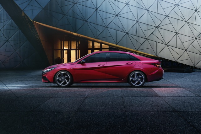 Hyundai Elantra N Line 2021 trình làng với động cơ hơn 200 mã lực - 42 Hyundai Elantra N Line 2021 trình làng với động cơ hơn 200 mã lực - 42