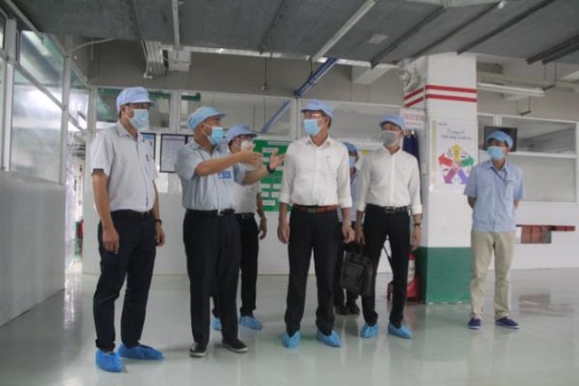 Giám sát công tác chống dịch Covid-19 tại các nhà máy có nhiều lao động - 1 Giám sát công tác chống dịch Covid-19 tại các nhà máy có nhiều lao động - 1