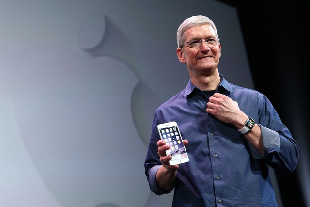 Sau gần một thập kỷ bán iPhone, Tim Cook chính thức trở thành tỷ phú - 1 Sau gần một thập kỷ bán iPhone, Tim Cook chính thức trở thành tỷ phú - 1