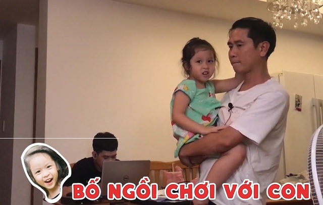 Phản ứng của Hồ Hoài Anh khi bị con gái 4 tuổi trách móc, hờn dỗi - 2 Phản ứng của Hồ Hoài Anh khi bị con gái 4 tuổi trách móc, hờn dỗi - 2