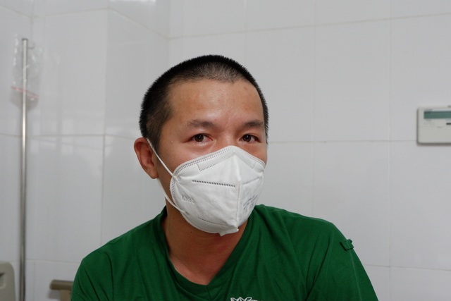 Rưng rưng cảm xúc ngày ra viện của gần 200 công dân về từ Ghi-nê Xích Đạo - 4 Rưng rưng cảm xúc ngày ra viện của gần 200 công dân về từ Ghi-nê Xích Đạo - 4