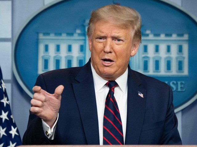 Ông Trump lý giải việc Mỹ chậm chân hơn Nga trong điều chế vắc xin Covid-19 - 1 Ông Trump lý giải việc Mỹ chậm chân hơn Nga trong điều chế vắc xin Covid-19 - 1