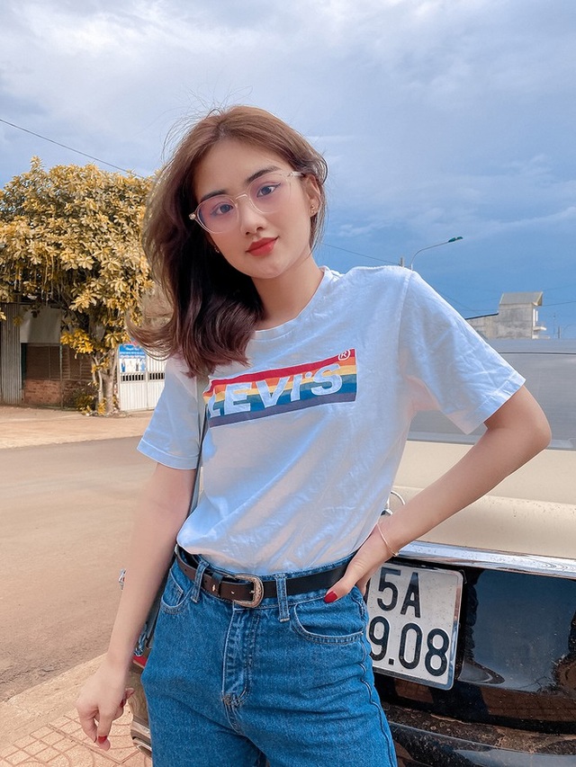 Hot girl 9 năm luyện võ giành 16 HCV, muốn trở thành MC chuyên nghiệp - 11 Hot girl 9 năm luyện võ giành 16 HCV, muốn trở thành MC chuyên nghiệp - 11