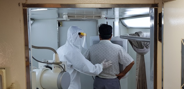 TPHCM: Trục xuất tất cả người nước ngoài nhập cảnh trái phép - 2 TPHCM: Trục xuất tất cả người nước ngoài nhập cảnh trái phép - 2