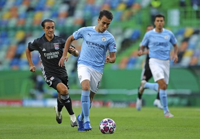 Nhìn lại trận thua đắng ngắt của Man City trước Lyon - 3 Nhìn lại trận thua đắng ngắt của Man City trước Lyon - 3