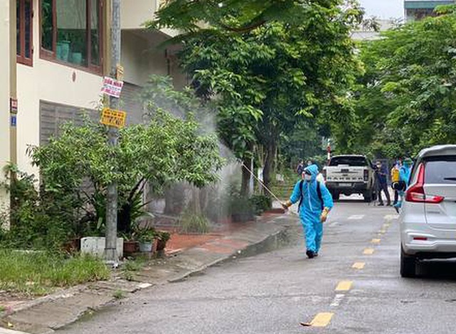 Hải Dương đóng băng những nơi liên quan trực tiếp đến ca bệnh Covid-19 - 2 Hải Dương đóng băng những nơi liên quan trực tiếp đến ca bệnh Covid-19 - 2