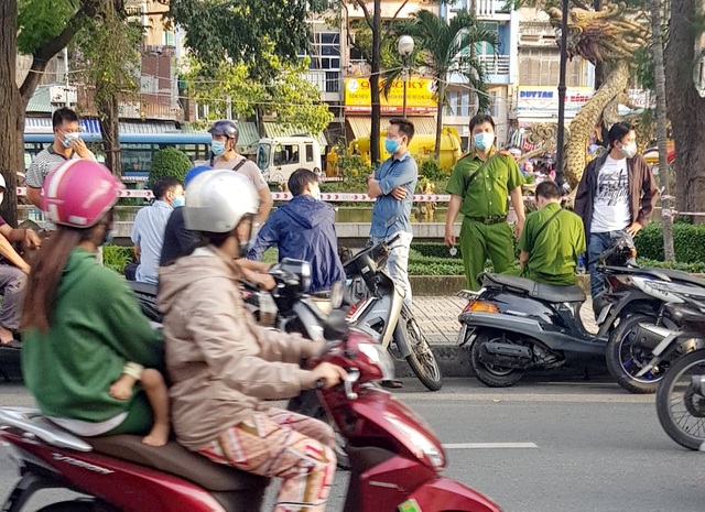 Người đàn ông bị đâm chết ở công viên - 2