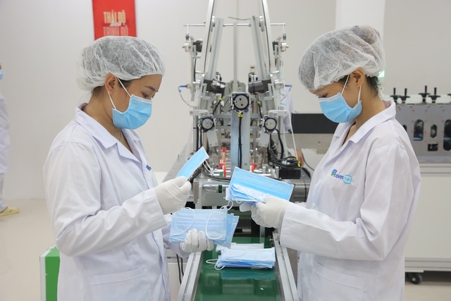 Long An: Thưởng Tết Nguyên đán Tân Sửu cao nhất đạt 105 triệu đồng - 1 Long An: Thưởng Tết Nguyên đán Tân Sửu cao nhất đạt 105 triệu đồng - 1