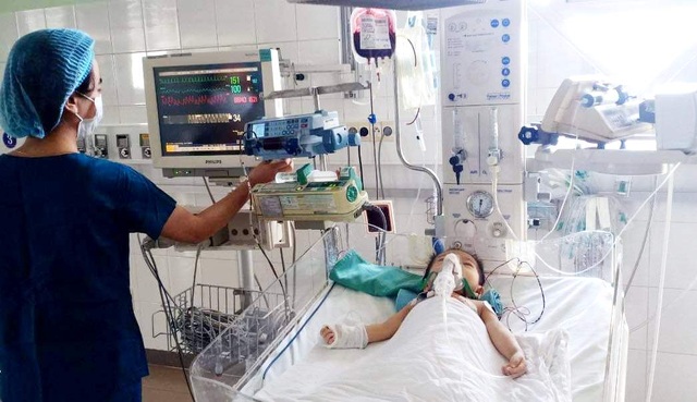 Đi chi viện chống dịch Covid-19, chuyên gia mổ ca tim phức tạp - 3 Đi chi viện chống dịch Covid-19, chuyên gia mổ ca tim phức tạp - 3