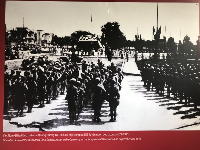 “Cách mạng tháng Tám - Mốc son lịch sử” - 13 “Cách mạng tháng Tám - Mốc son lịch sử” - 13