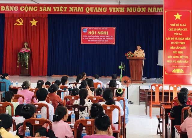 CSGT 9X làm cộng đồng mạng “dậy sóng” vì cách hành xử đẹp mùa Covid-19 - 7 CSGT 9X làm cộng đồng mạng “dậy sóng” vì cách hành xử đẹp mùa Covid-19 - 7