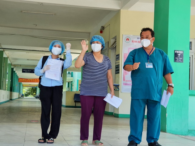 Huế, Khánh Hòa, Đà Nẵng: 7 bệnh nhân Covid-19 được xuất viện - 3 Huế, Khánh Hòa, Đà Nẵng: 7 bệnh nhân Covid-19 được xuất viện - 3