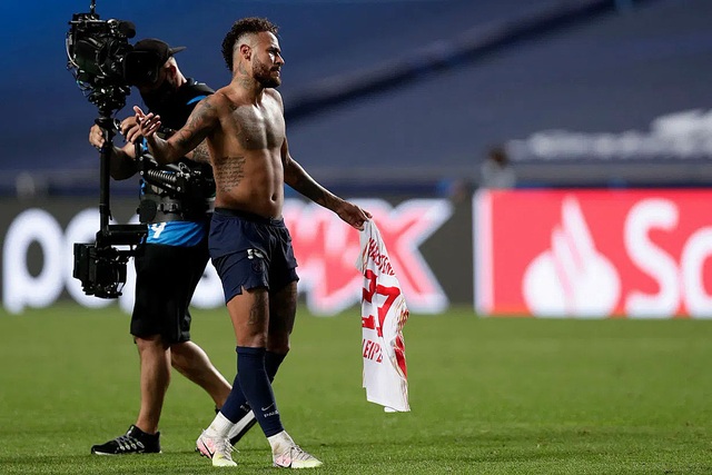 Neymar đã có thể thoát khỏi cái bóng của Messi và C.Ronaldo? - 3 Neymar đã có thể thoát khỏi cái bóng của Messi và C.Ronaldo? - 3