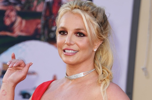 Britney Spears muốn cha thôi giám hộ mình sau 12 năm - 1