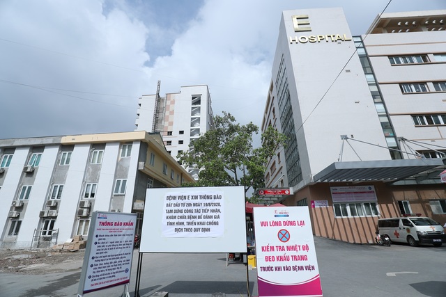 Bệnh viện E dỡ phong tỏa, hoạt động trở lại bình thường - 1 Bệnh viện E dỡ phong tỏa, hoạt động trở lại bình thường - 1