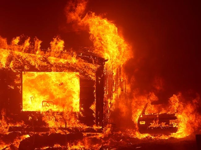 Cháy rừng kinh hoàng đe dọa California - 5 Cháy rừng kinh hoàng đe dọa California - 5