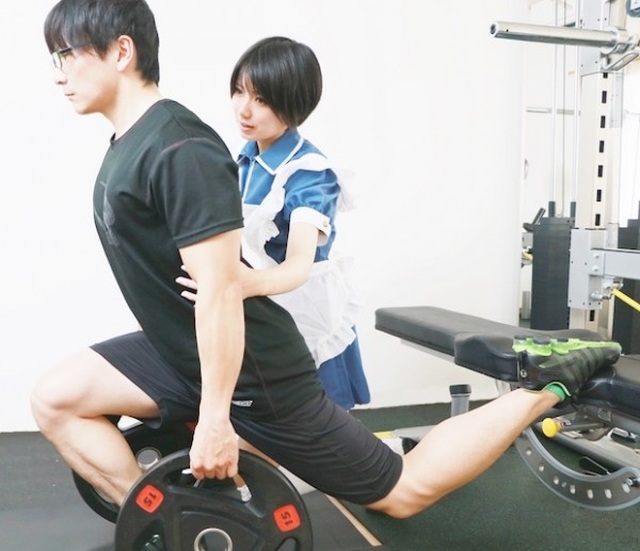 Mô hình phòng gym hầu gái độc lạ cực hút khách ở Nhật Bản - 2 Mô hình phòng gym hầu gái độc lạ cực hút khách ở Nhật Bản - 2