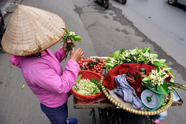 “Gánh hàng rong vẫn là một nét đặc trưng của văn hóa Hà Nội” - 6