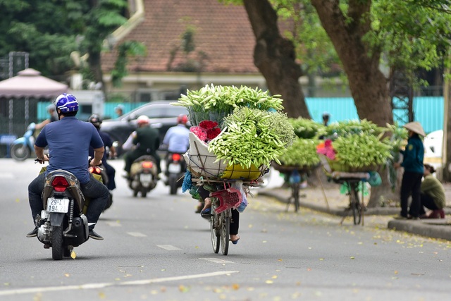 “Gánh hàng rong vẫn là một nét đặc trưng của văn hóa Hà Nội” - 9