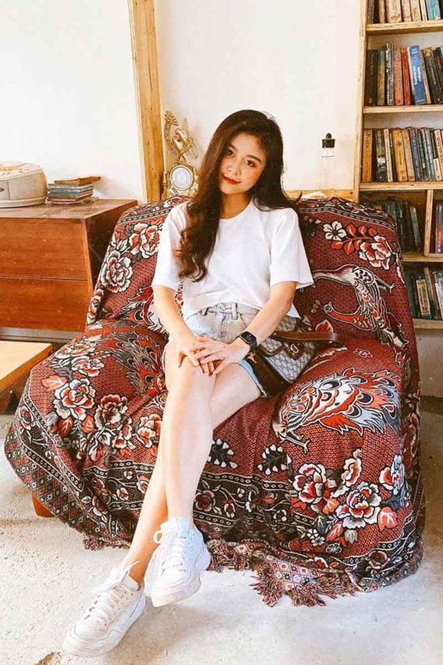Hot girl Ngoại thương chuẩn “con nhà người ta”: Xinh đẹp, lại học giỏi - 7 Hot girl Ngoại thương chuẩn “con nhà người ta”: Xinh đẹp, lại học giỏi - 7