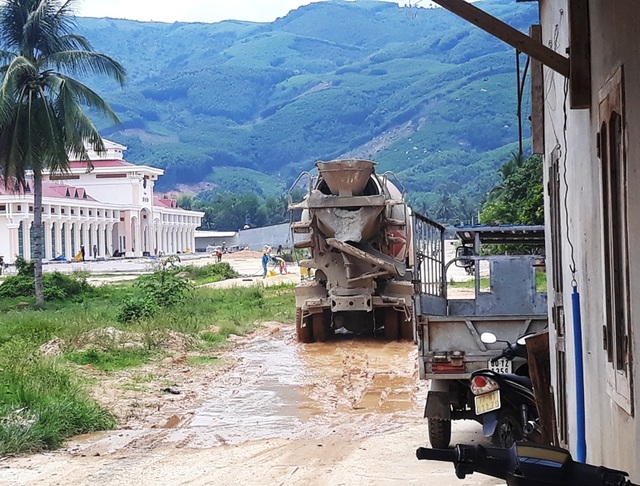Người dân bất bình “tố” UBND huyện thất hứa tại Bình Định - 4 Người dân bất bình “tố” UBND huyện thất hứa tại Bình Định - 4