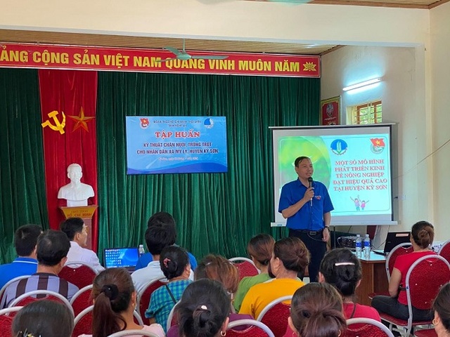Nhiều công trình thiết thực mang đậm dấu ấn của tuổi trẻ Nghệ An - 1 Nhiều công trình thiết thực mang đậm dấu ấn của tuổi trẻ Nghệ An - 1