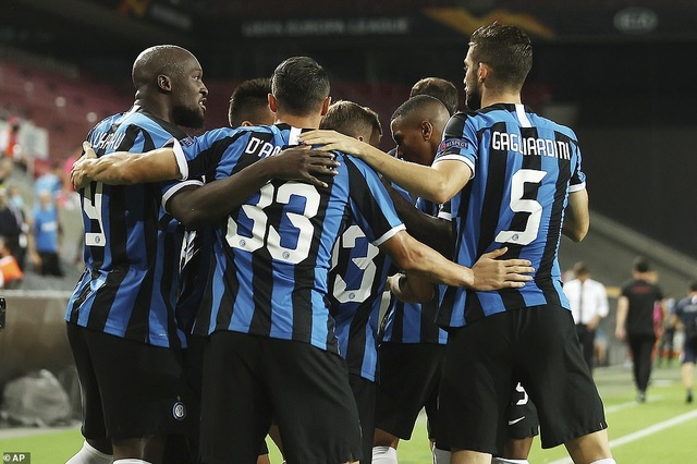 Những khoảnh khắc nghẹt thở trong chiến thắng của Sevilla trước Inter Milan - 4 Những khoảnh khắc nghẹt thở trong chiến thắng của Sevilla trước Inter Milan - 4