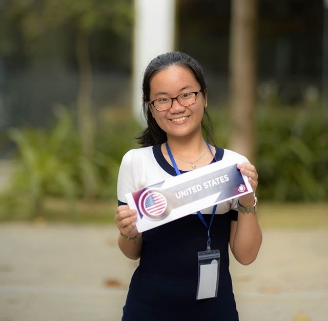 Nữ sinh Phú Yên xuất sắc giành 15 học bổng du học ở Mỹ - 1 Nữ sinh Phú Yên xuất sắc giành 15 học bổng du học ở Mỹ - 1