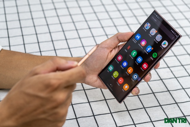 Galaxy Note 20 Ultra có gì để cạnh tranh iPhone và các đối thủ? - 2 Galaxy Note 20 Ultra có gì để cạnh tranh iPhone và các đối thủ? - 2