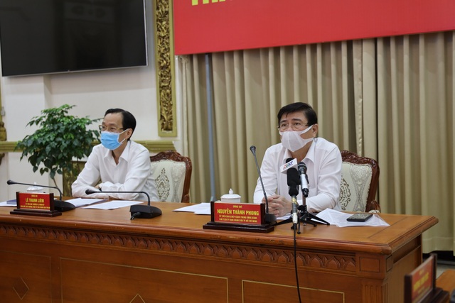 TPHCM: Trục xuất tất cả người nước ngoài nhập cảnh trái phép - 3 TPHCM: Trục xuất tất cả người nước ngoài nhập cảnh trái phép - 3