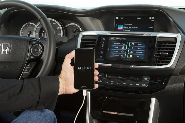 Apple CarPlay và Android Auto có thực sự cần thiết trên ô tô? - 3 Apple CarPlay và Android Auto có thực sự cần thiết trên ô tô? - 3