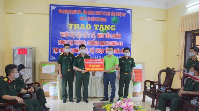 Vượt “bão Covid”- Mcredit ưu đãi lãi suất 6,99% cho khách hàng vay tiền mặt - 2 Vượt “bão Covid”- Mcredit ưu đãi lãi suất 6,99% cho khách hàng vay tiền mặt - 2