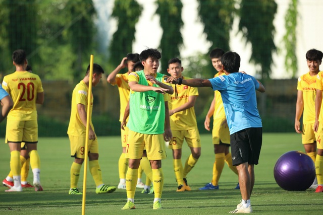 U22 Việt Nam chia tay 3 cầu thủ, tập bài lạ chờ đấu CLB Viettel - 11 U22 Việt Nam chia tay 3 cầu thủ, tập bài lạ chờ đấu CLB Viettel - 11