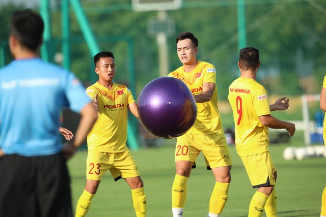 U22 Việt Nam chia tay 3 cầu thủ, tập bài lạ chờ đấu CLB Viettel - 9 U22 Việt Nam chia tay 3 cầu thủ, tập bài lạ chờ đấu CLB Viettel - 9