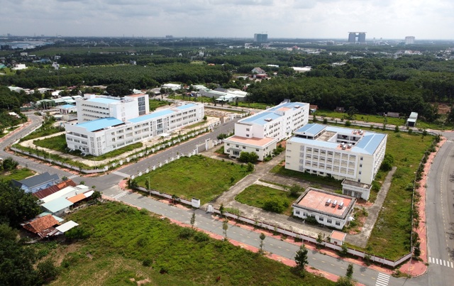 Những bệnh viện trăm tỷ “nằm chờ” ở Bình Dương - 1 Những bệnh viện trăm tỷ “nằm chờ” ở Bình Dương - 1