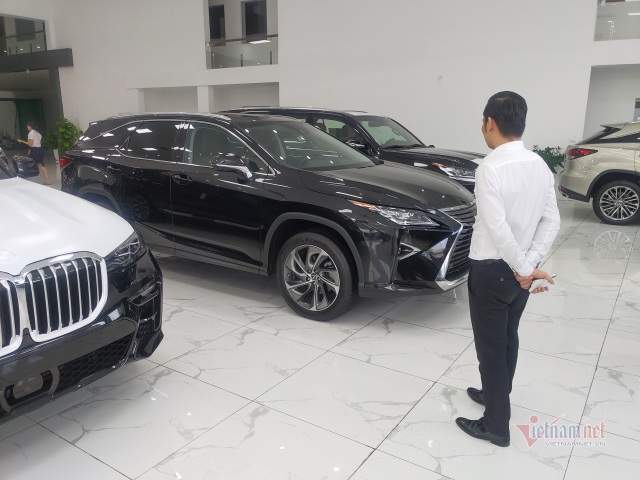 Giá ô tô giảm hấp dẫn, có nên mua ngay trong tháng cô hồn? - 1 Giá ô tô giảm hấp dẫn, có nên mua ngay trong tháng cô hồn? - 1